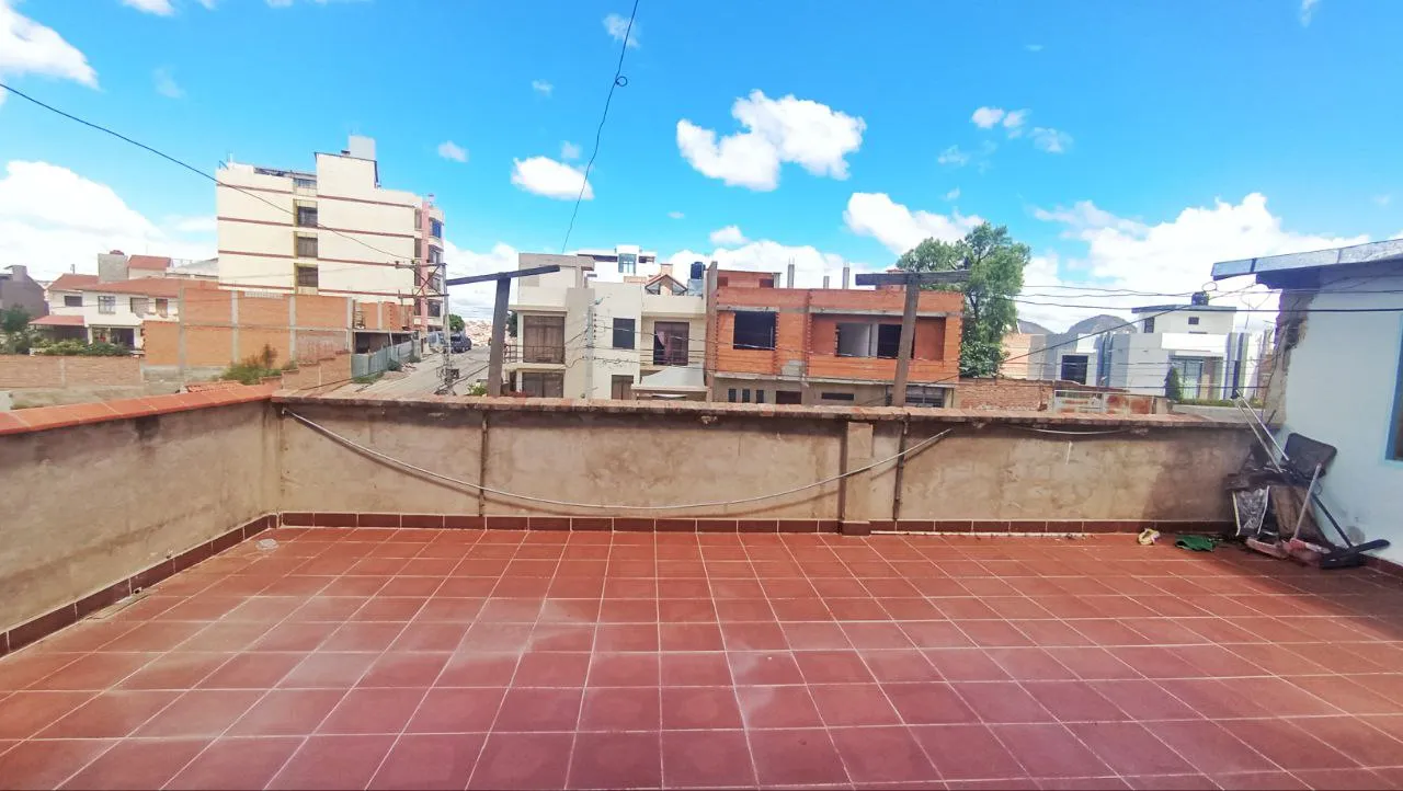 CASA EN VENTA DE OCASIÓN – IDEAL PARA INVERSIÓN O FAMILIA NUMEROSA - Imagen 15